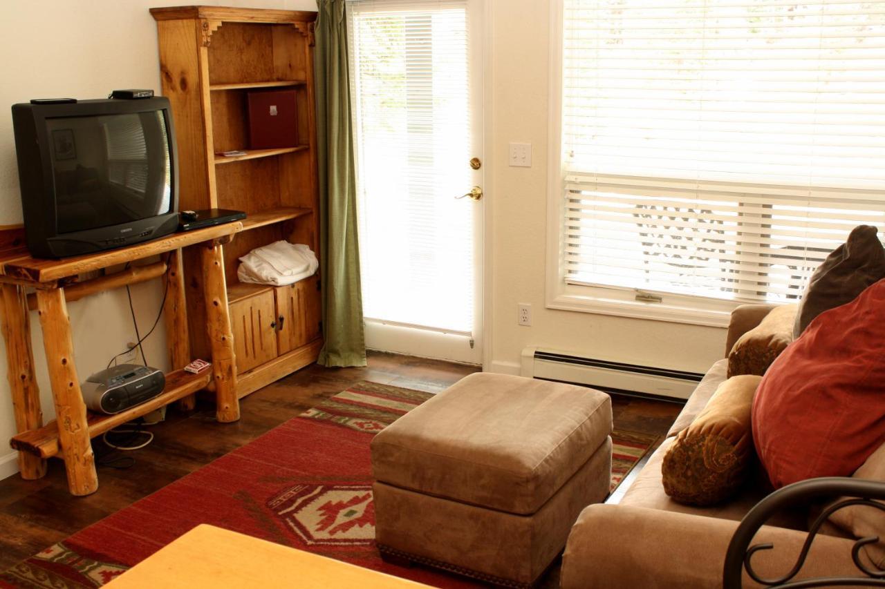 Pinecreek #I - 1 Bedroom - Close To Town - Shuttle To Slopes - Pool And Hot Tub Access เบรกเคนริดจ์ ภายนอก รูปภาพ